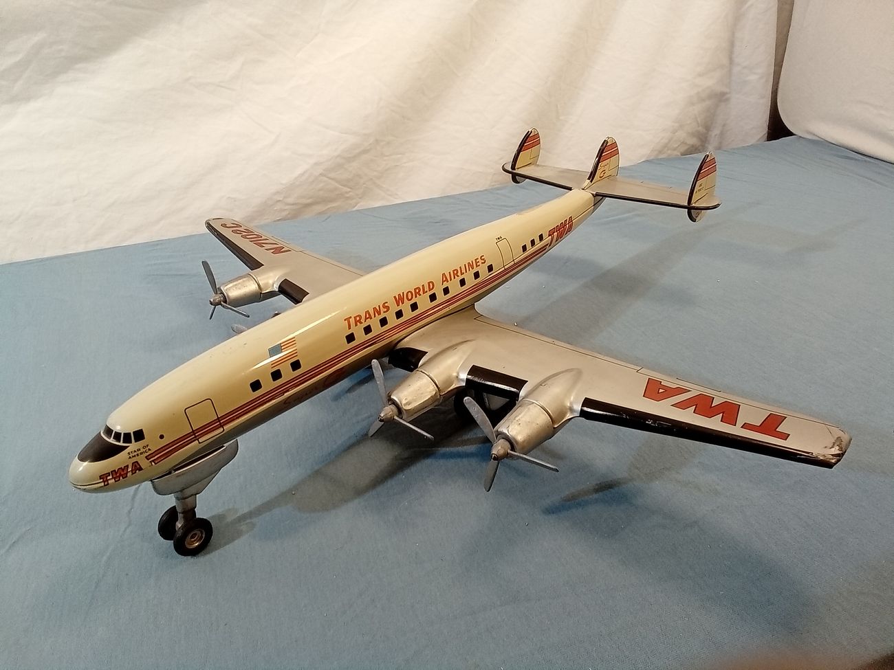 Super Constellation Passagier und Frachtflugzeug Diverses Flugzeuge 