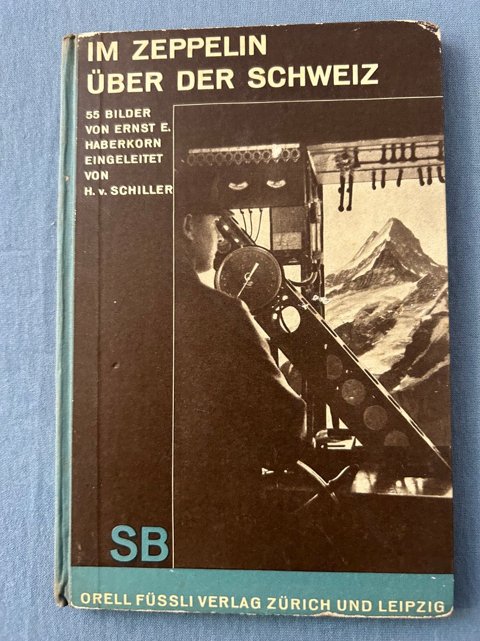 Zeppelin Bücher im Zeppelin über der Schweiz -  - Diverses - Zeppelin - 
