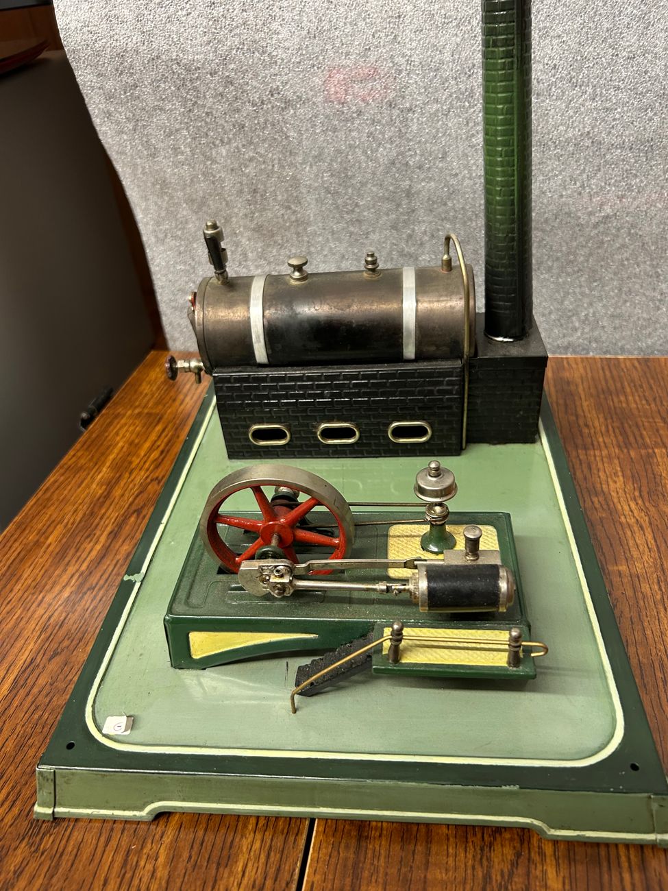 Schuco Varianto 3010 30 Garage in sehr gutem Zustand SCHUCO Varianto Elektro 