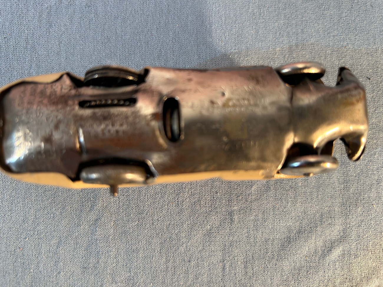 Schuco 1001 bage Fahrzeug fährt ohne herunter zu fallen  SCHUCO 1000 