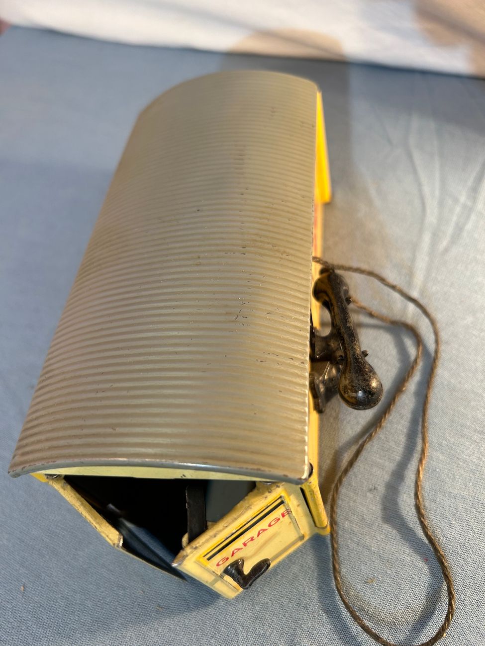 Schuco 1500 Garage Mechanische Funktion okay  SCHUCO 2000 