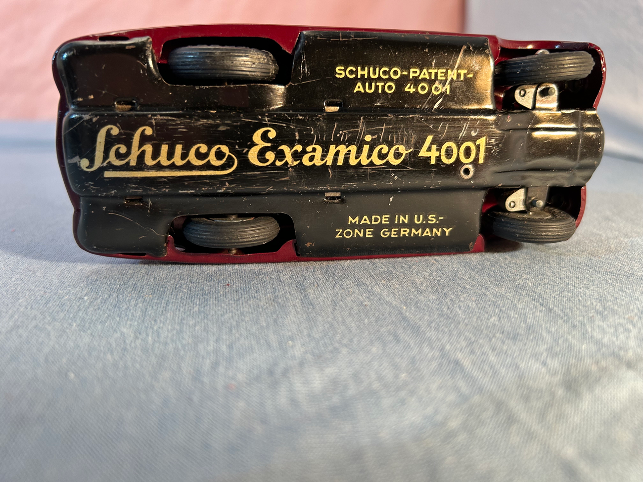 Schuco 4001 dunkelrot Schuco 4001 dunkelrot Made US-Zone  SCHUCO 4000 