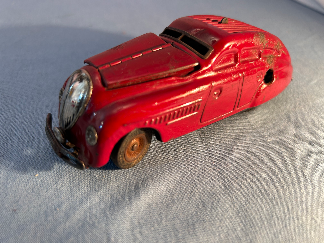 Schuco Kommando 2000 rot Gebrauchter Zustand  SCHUCO 2000 