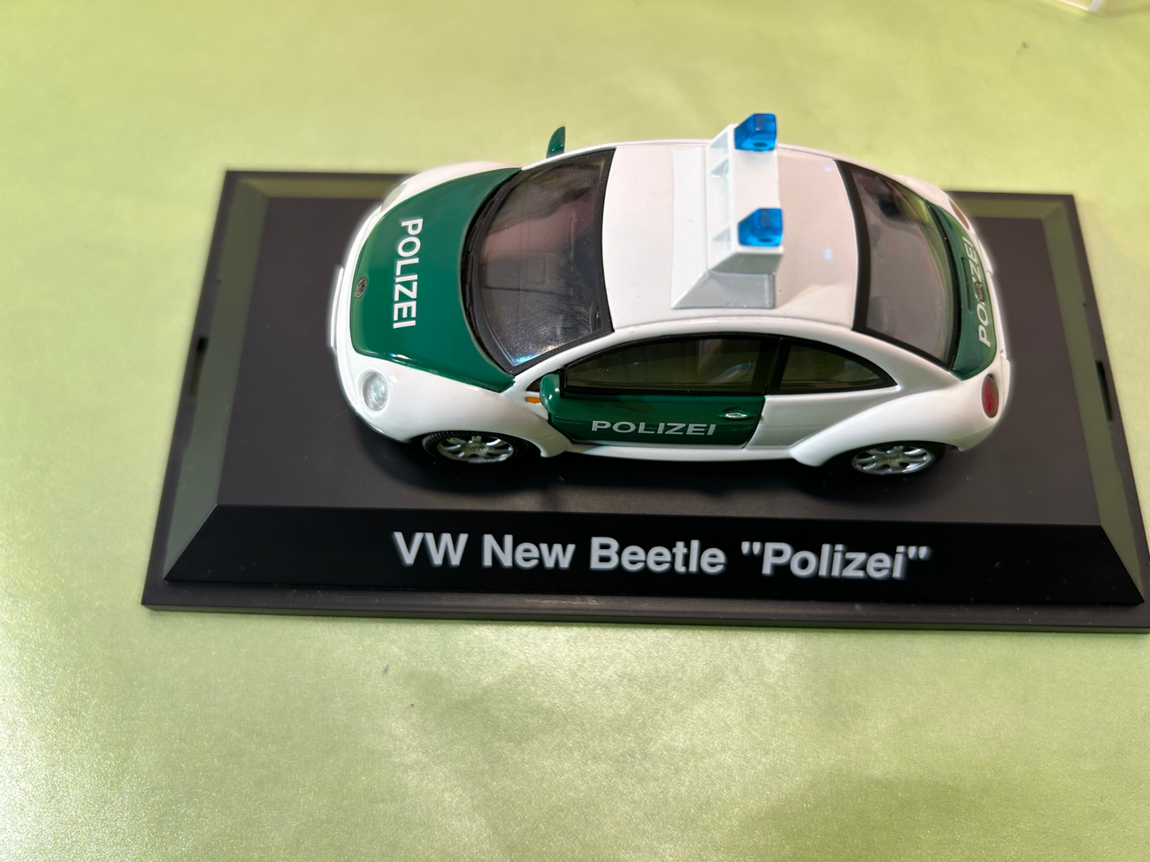 Schuco MGB mit Wohnwagen Schuco MGB Cabriolet  SCHUCO Diverses 