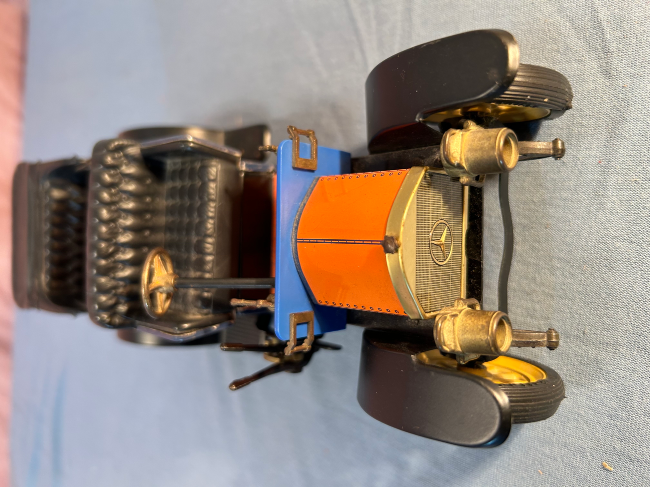 Schuco Mercedes 1229 Schuco Mercedes 1902 SCHUCO Diverses 