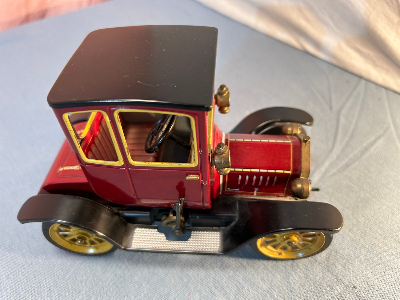 Schuco Oldtimer Ford Coupé 1227 2 Schuco Ford 1917 SCHUCO Diverses 