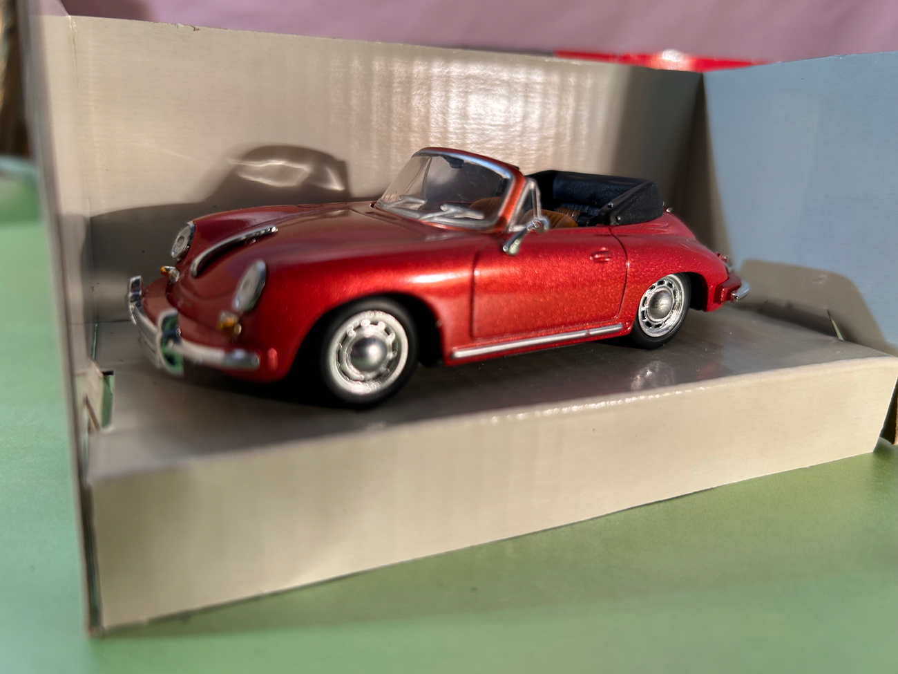 Schuco 1001 rot Fahrt ohne herunter zu fallen  SCHUCO 1000 