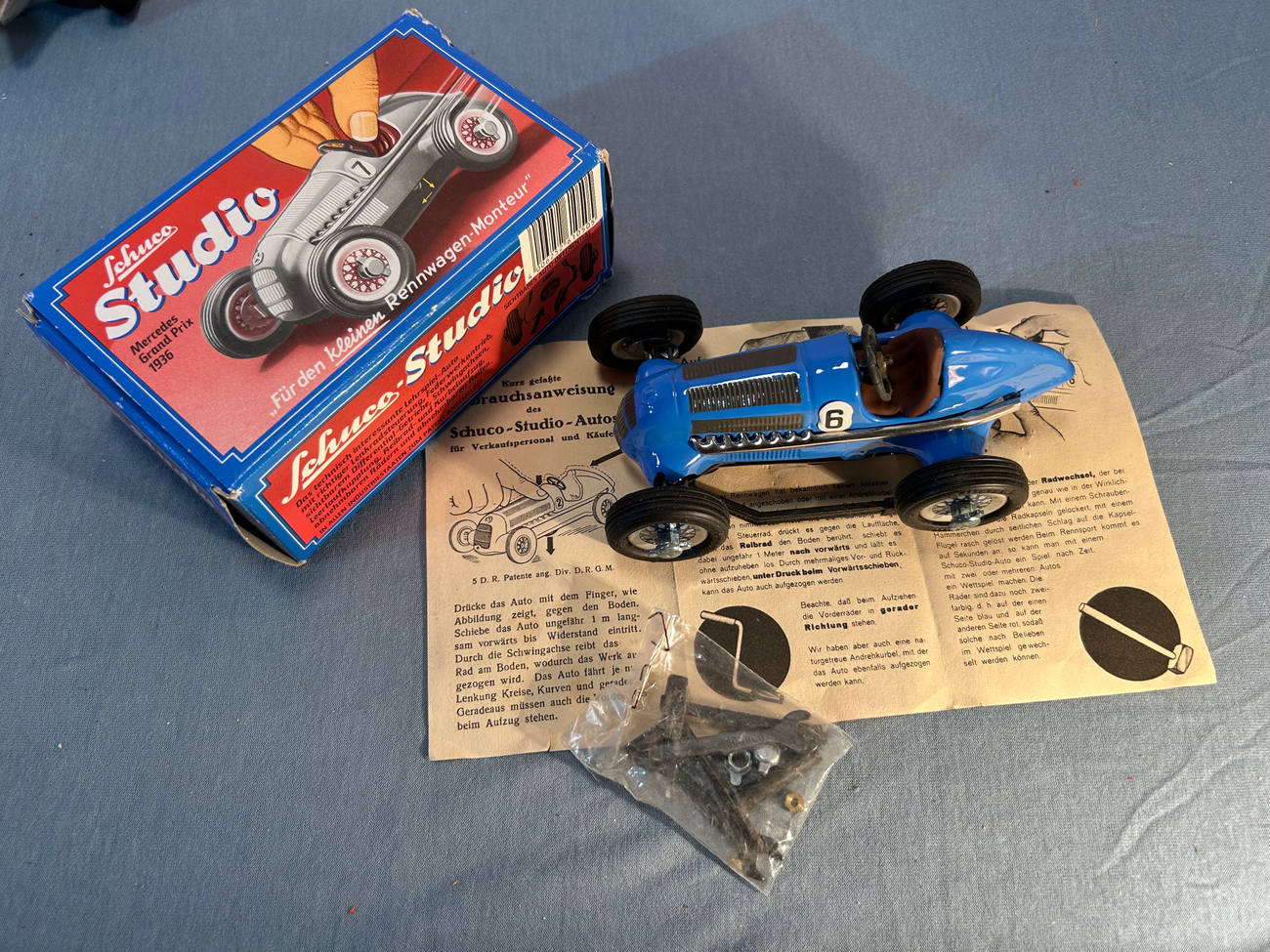 Schuco Varianto 3010 24  SCHUCO Varianto Elektro 