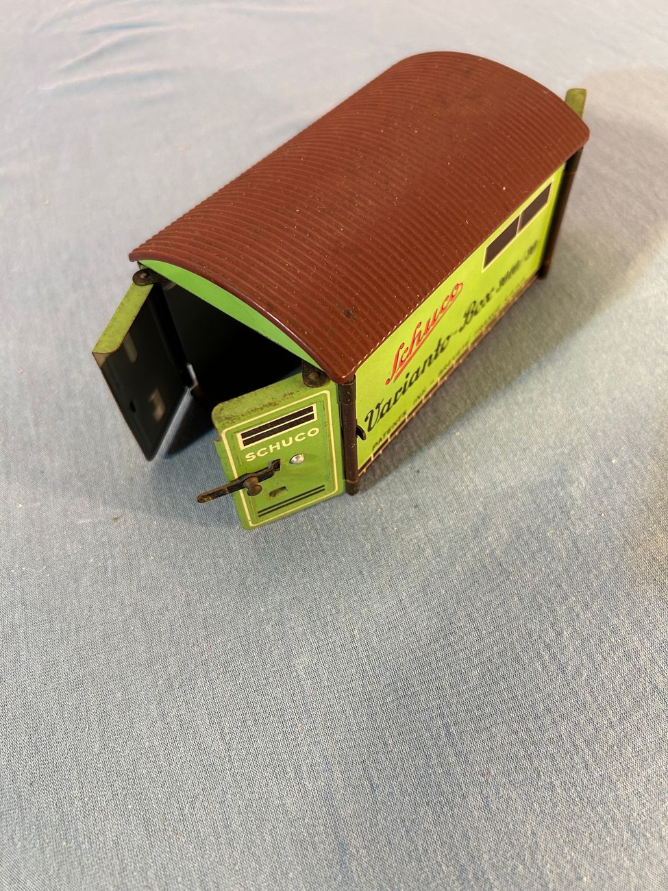 Schuco Varianto 3010 30 Garage in sehr gutem Zustand SCHUCO Varianto Elektro 