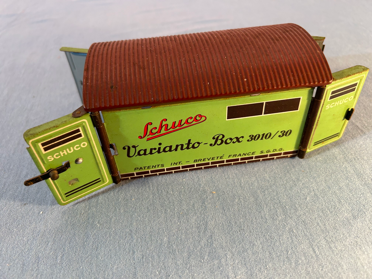 Schuco Varianto 3010 30 Garage in sehr gutem Zustand SCHUCO Varianto Elektro 