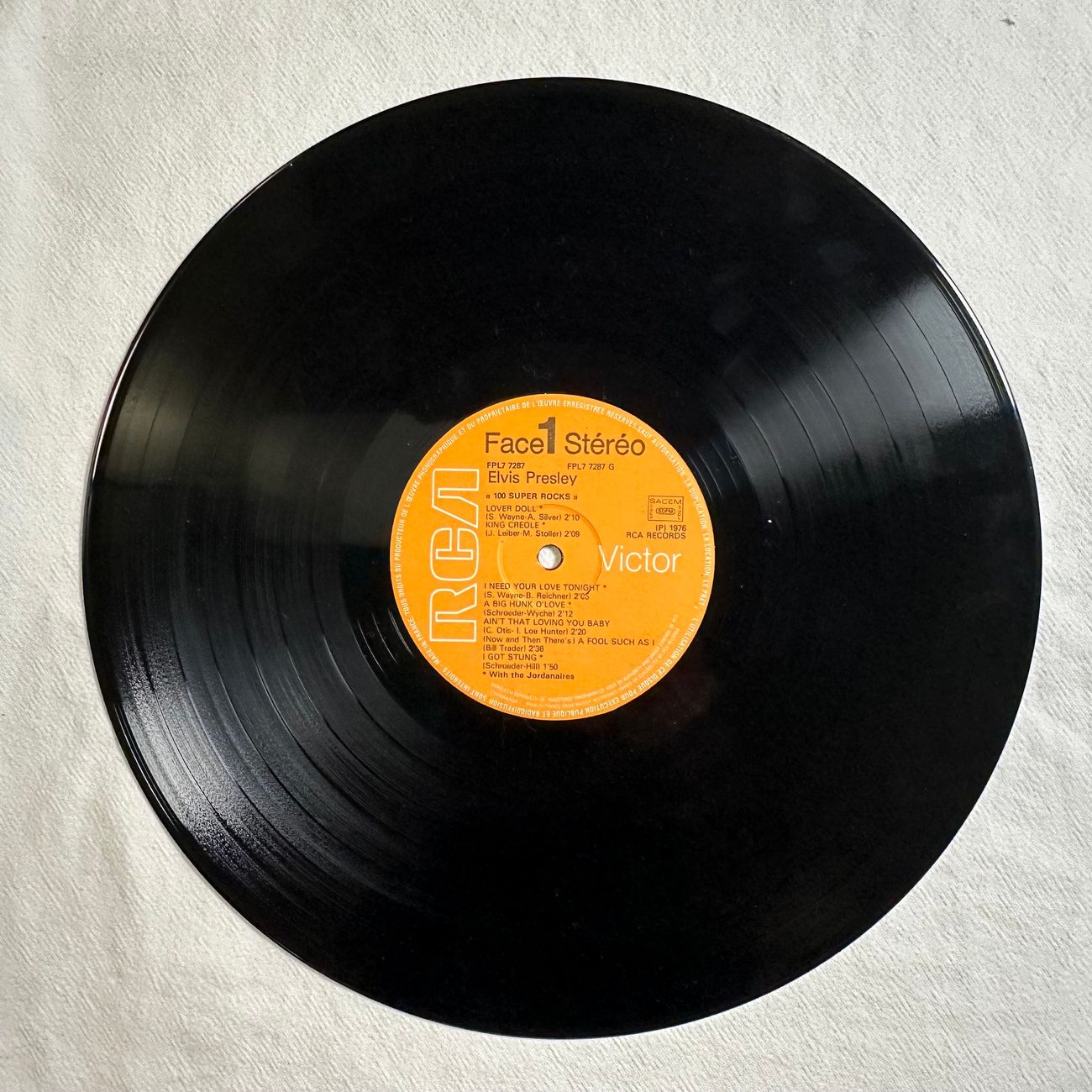 ELVIS - 100 SUPER ROCKS 7 Vinyl Records + 6 Posters Rock and Roll  